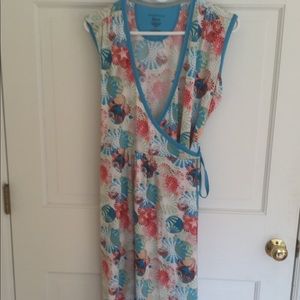 Sleeveless wrap dress